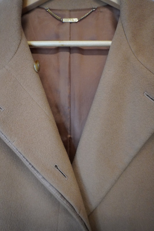 Manteau pastel rose double boutonnage – by Zainab