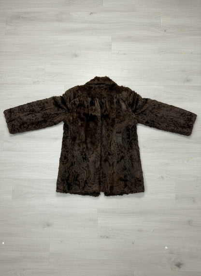 Manteau En Fourrure - by BÉATRICE