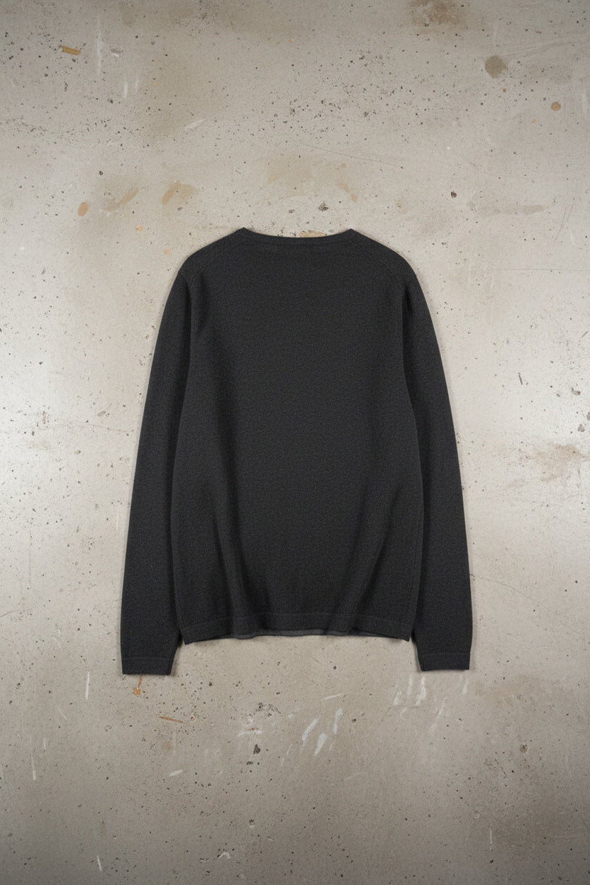 Pull noir Banana Republic – by Zainab