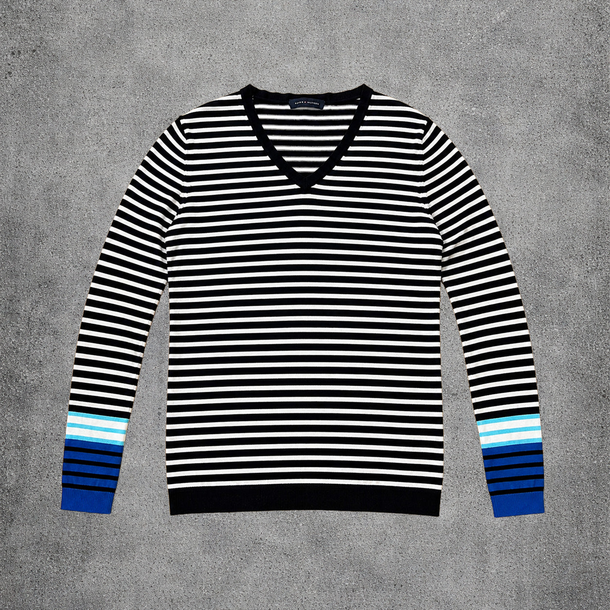 Pull rayé bleu marine et blanc col V - Tommy Hilfiger - Taille M/L