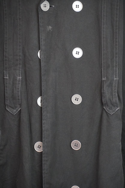 Modern Black Trench Long Fit – by BEATRICE