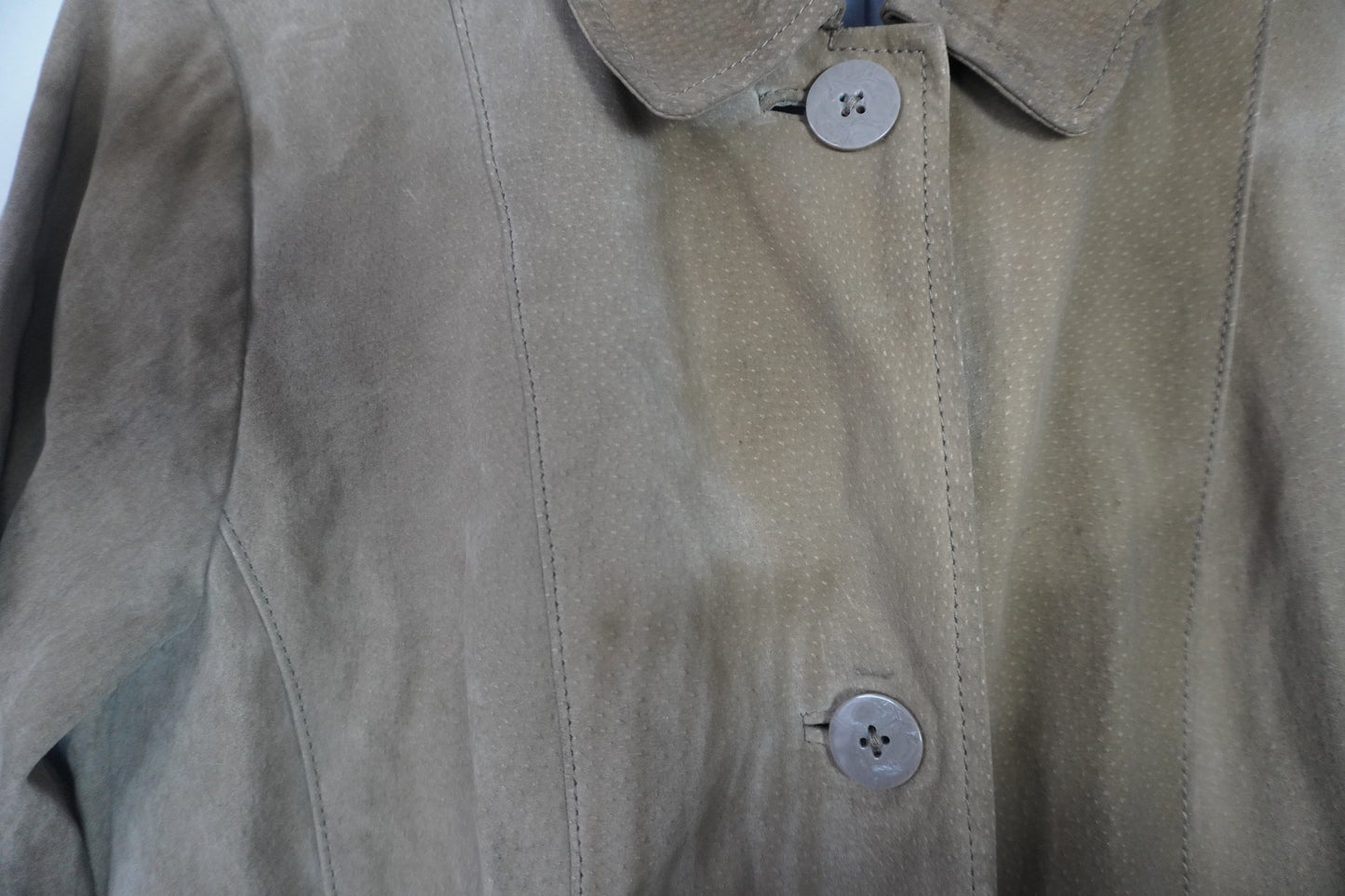 Veste en cuir beige brun longueur genou – BY ZAINAB