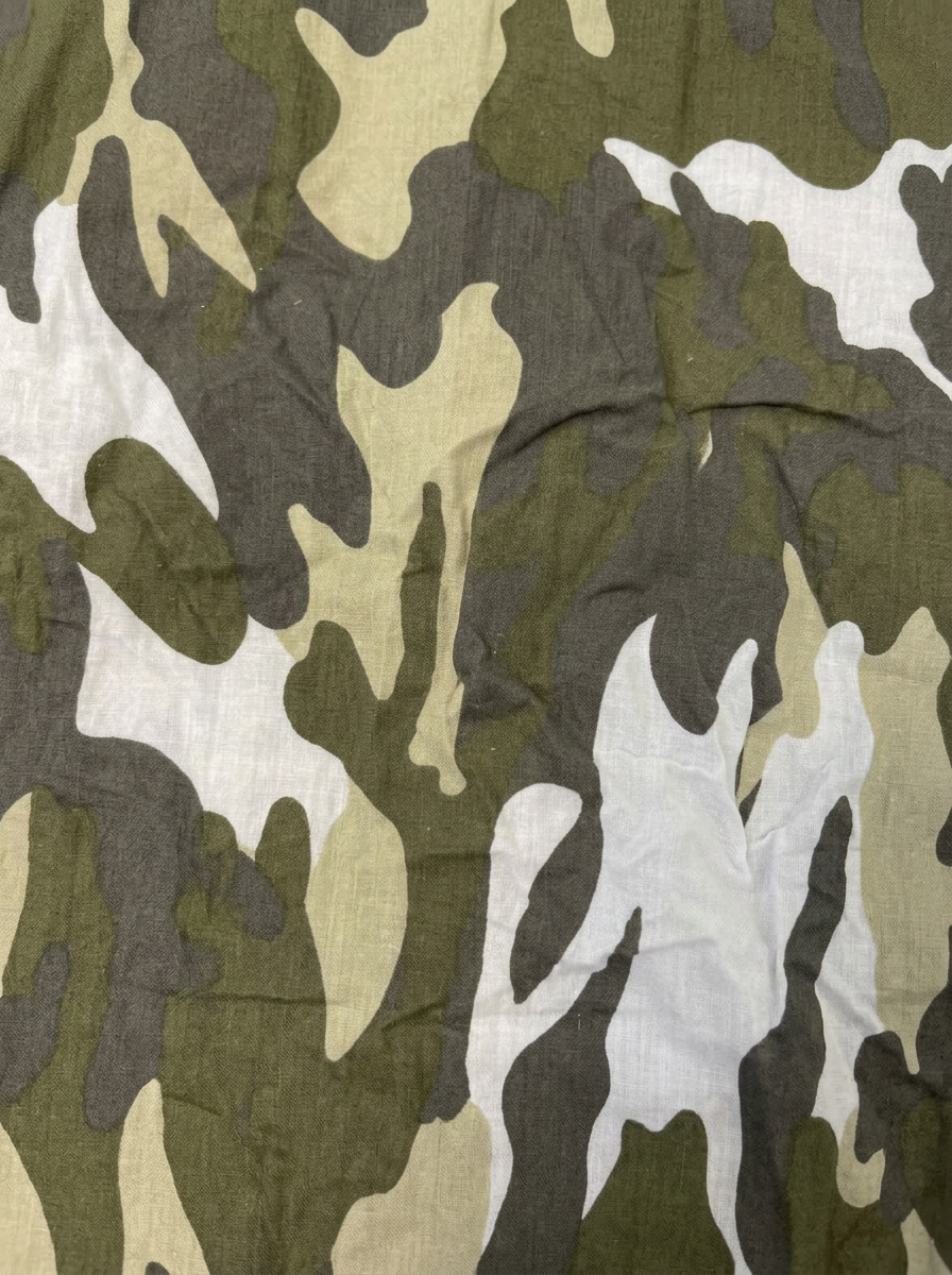 Foulard vert motif militaire – By Iasmine