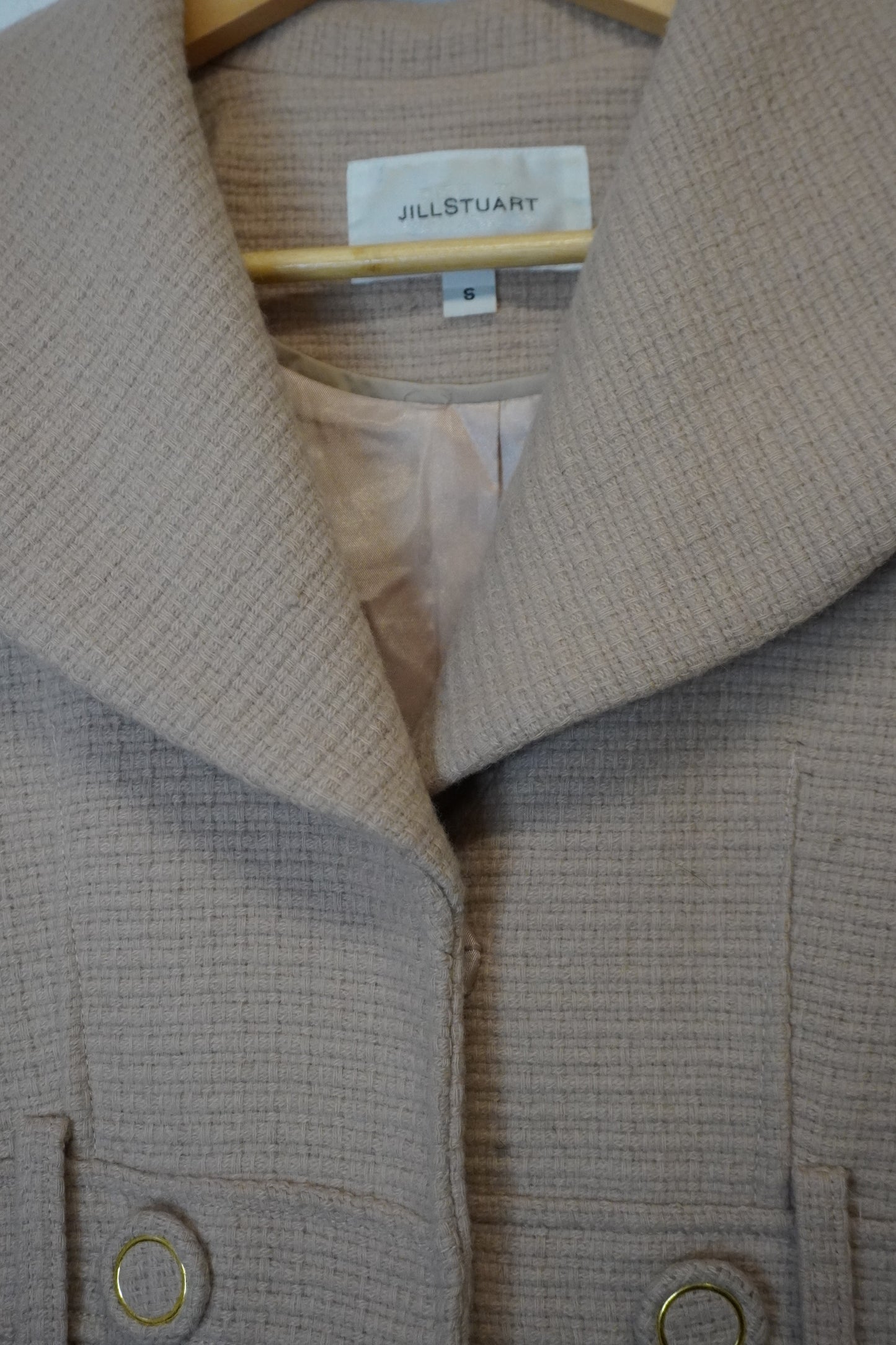 Manteau pastel rose tendance – by Zainab