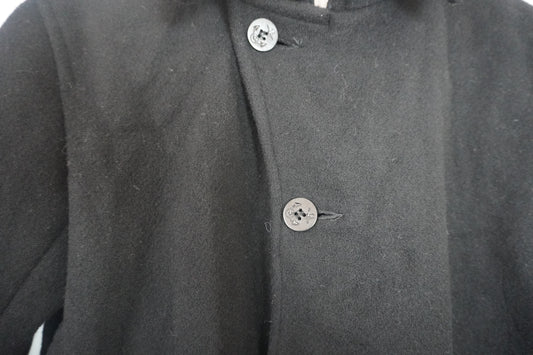 Veste noire en laine élégante – BY ZAINAB