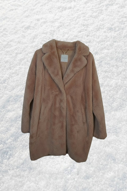 Blush Dream Faux Fur Coat – by MANDY CHERIE