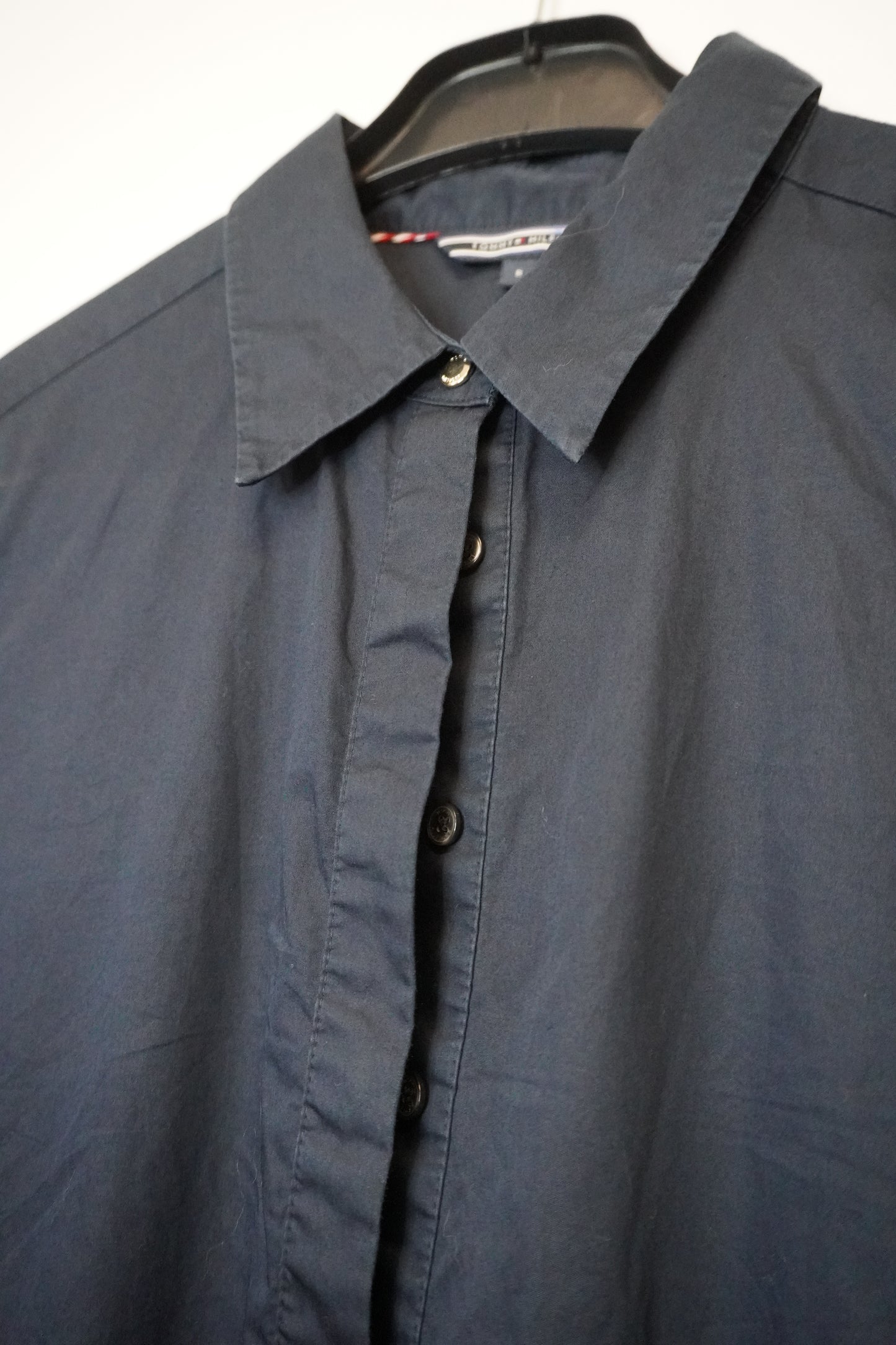 Chemise Bleu Marine – by YANNIS KINGSTON