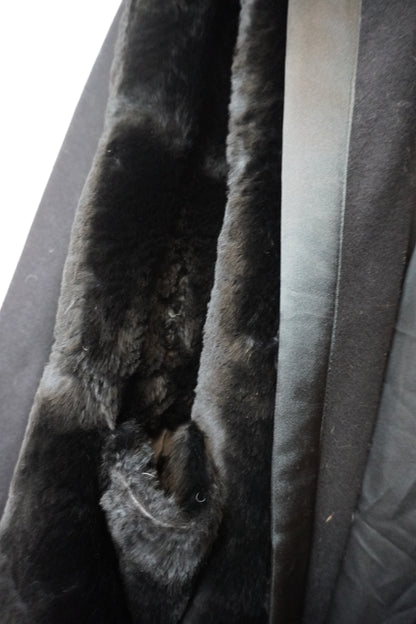 Veste Longue Fourrure &amp; Laine – by YANNIS KINGSTON