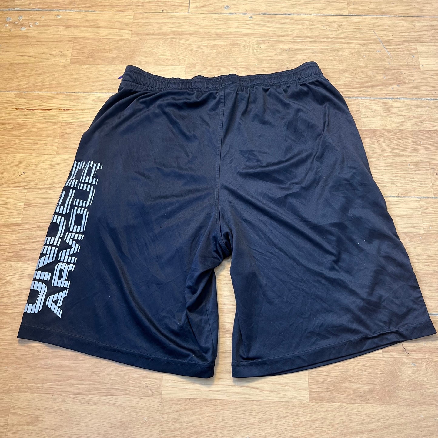 Short noir - Under Armour - Taille L