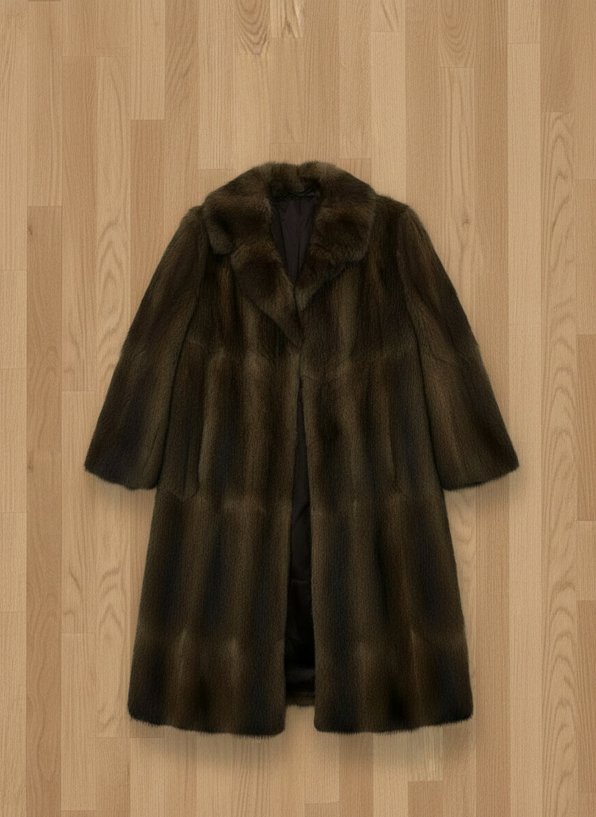 Manteau Long En Fourrure - by BÉATRICE