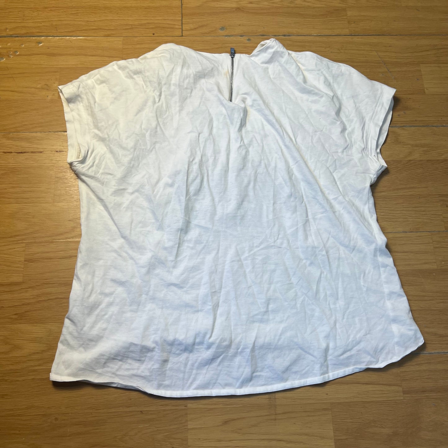 Top blanc chic by ZAINAB