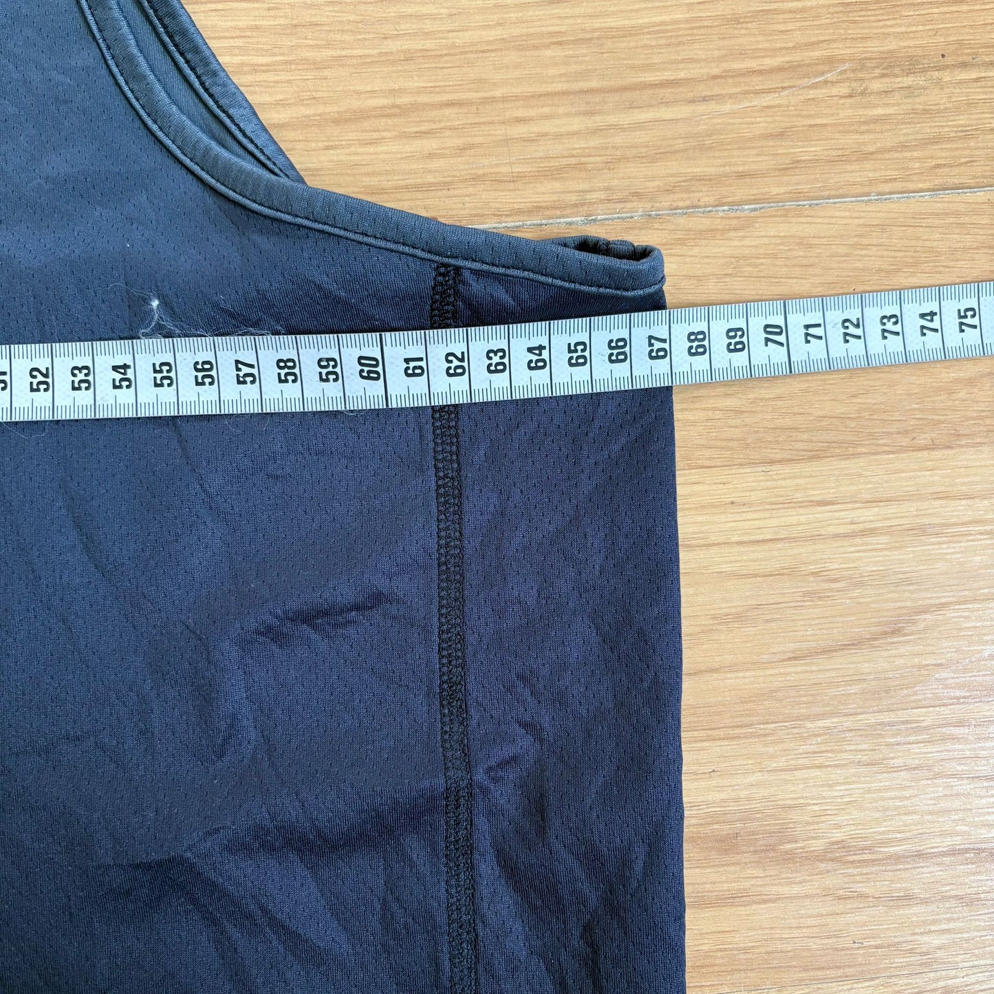Maillot de basketball gris Russell – Taille XXL (estimée)