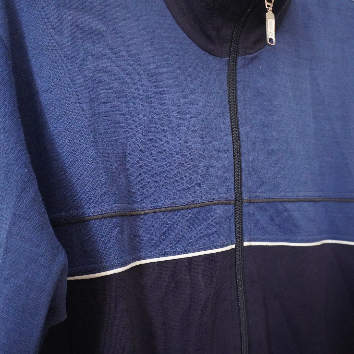 Veste sweat bleue – BY SARLOTTE