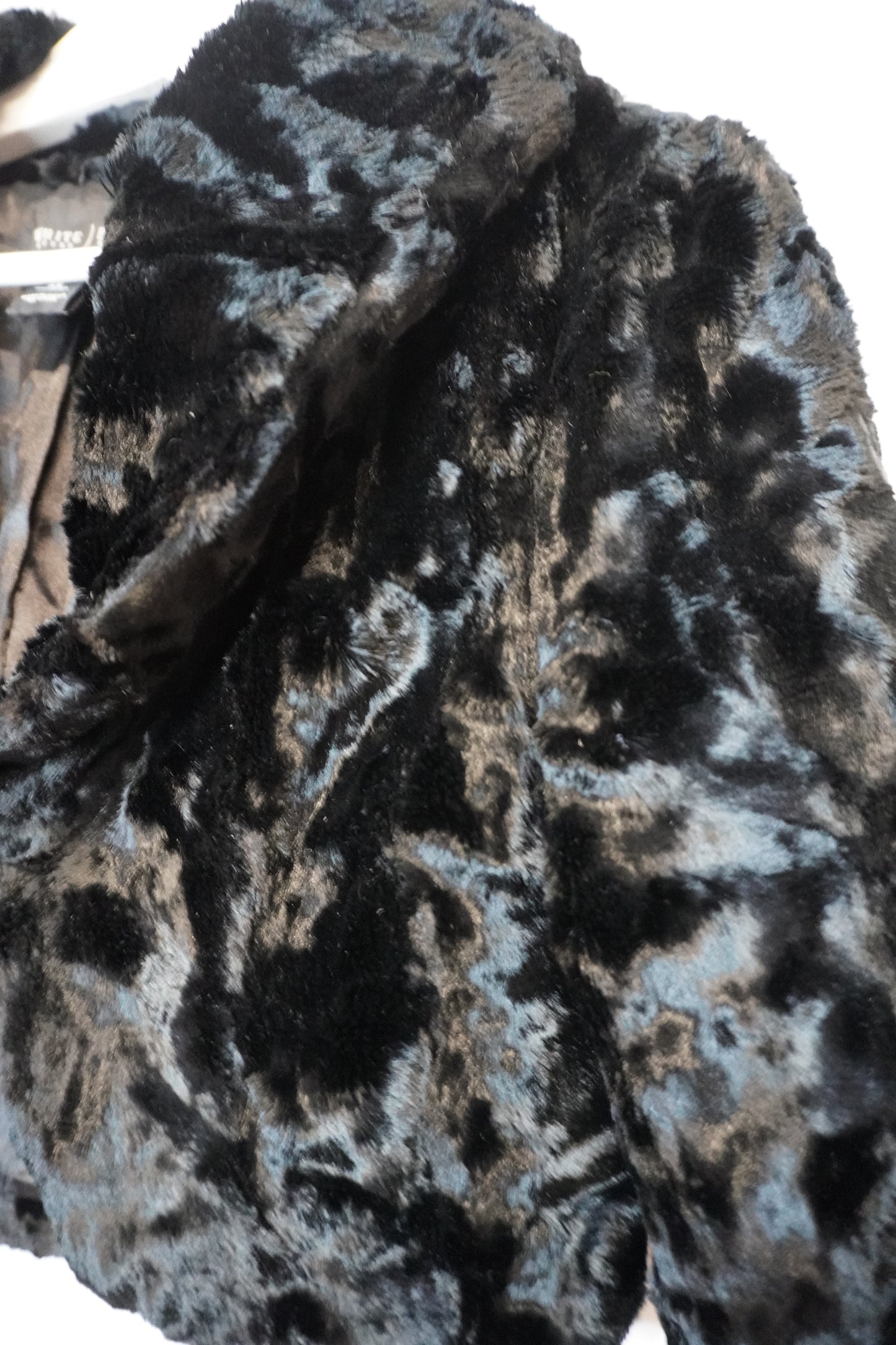 Midnight Chic Cropped Jacket – by MANDY CHERIE