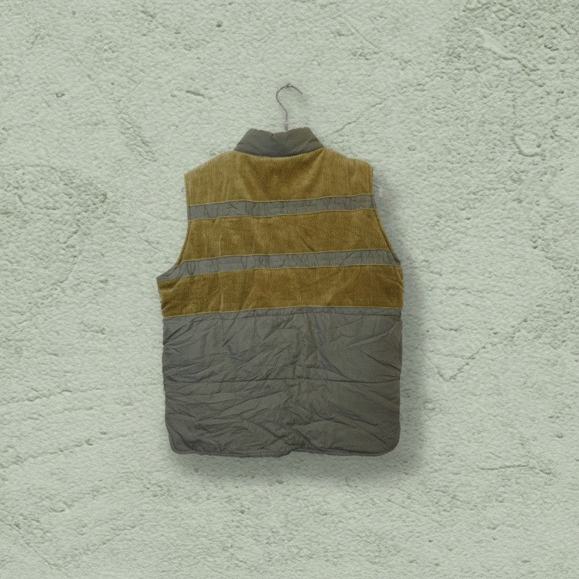Puffer Vest Vert Matcha – by YANNIS KINGSTON