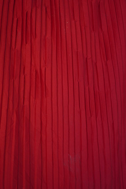 Jupe rouge plissée – by Béatrice