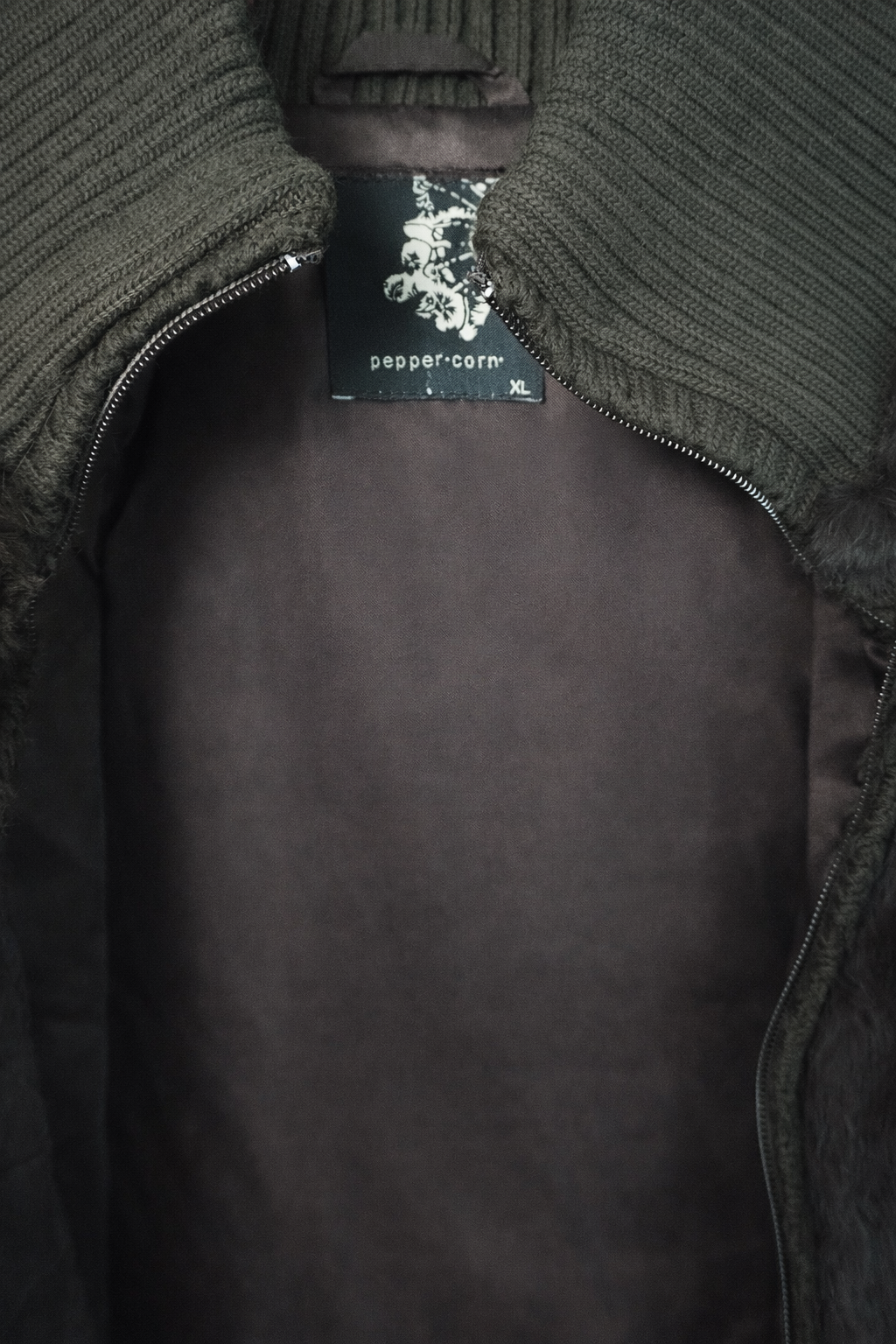 Gilet Real Fourrure Peppercorn – By BÉATRICE - Taille XL
