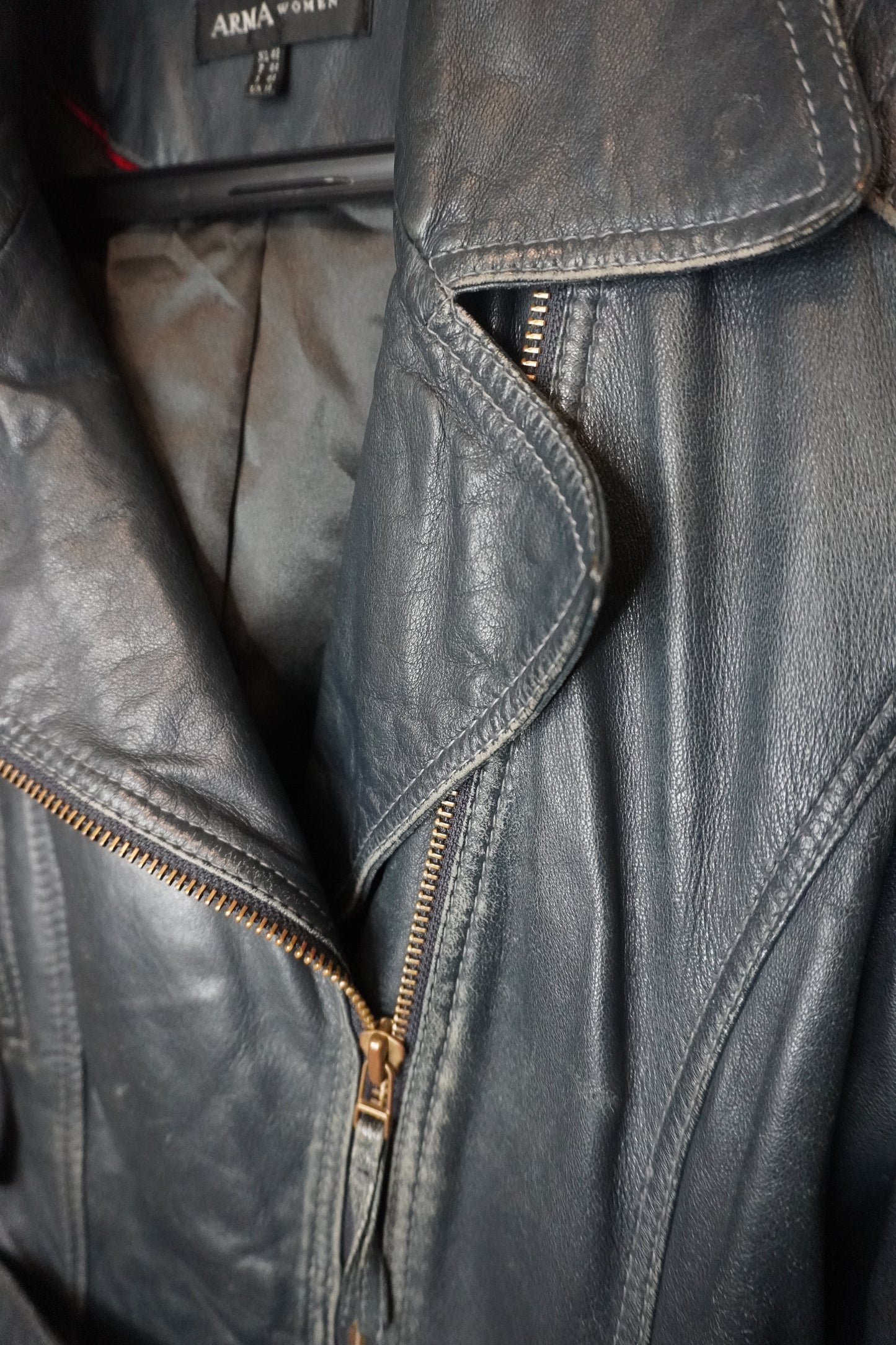 Veste Longue En Cuir - by SASSCARELLA