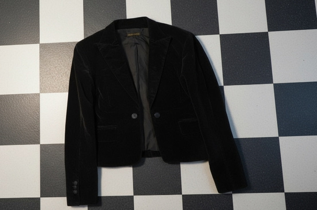 Blazer en velours noir coupe ajustée – BY SARAH LANG
