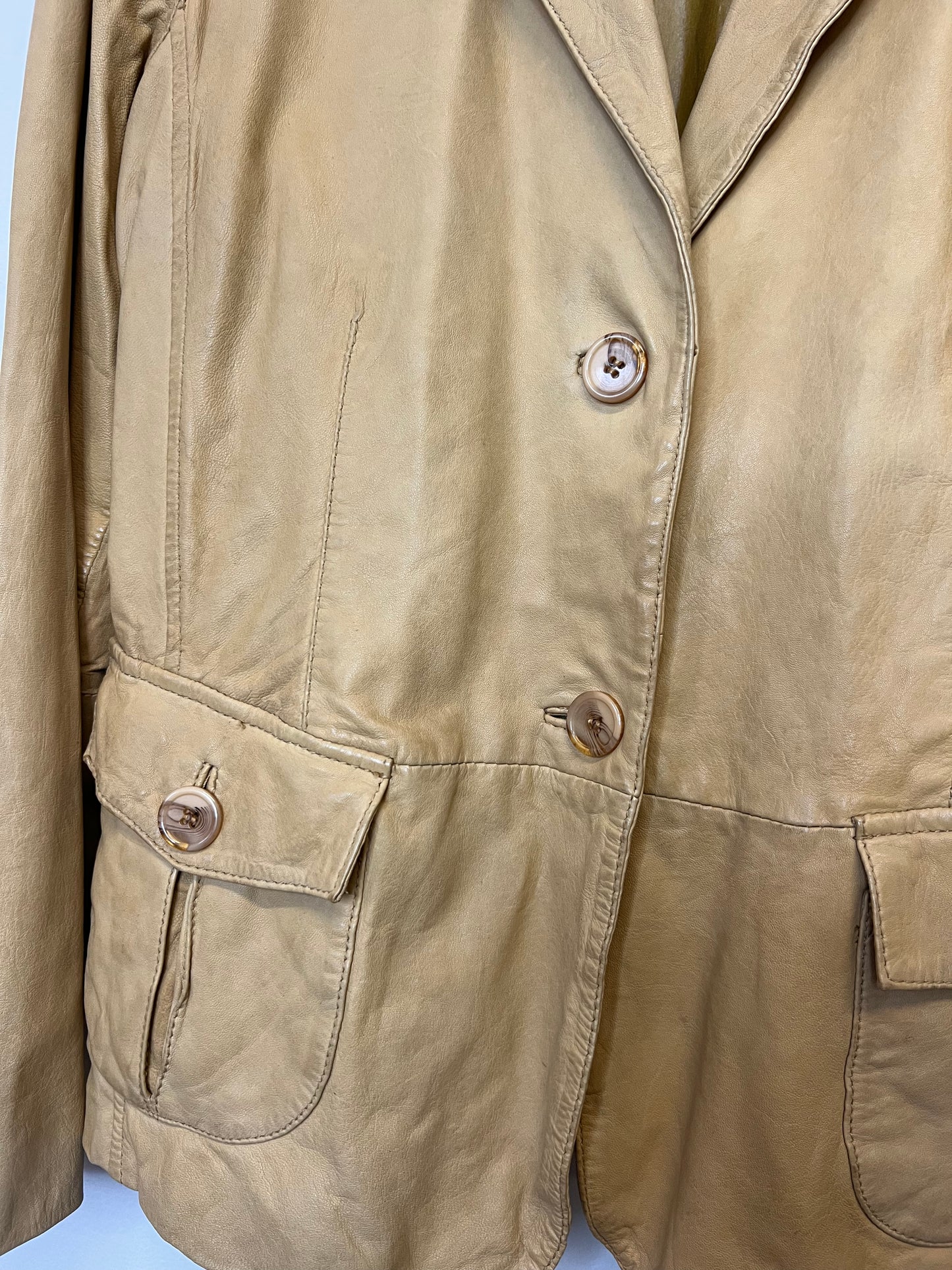 Veste En Cuir - by BÉATRICE