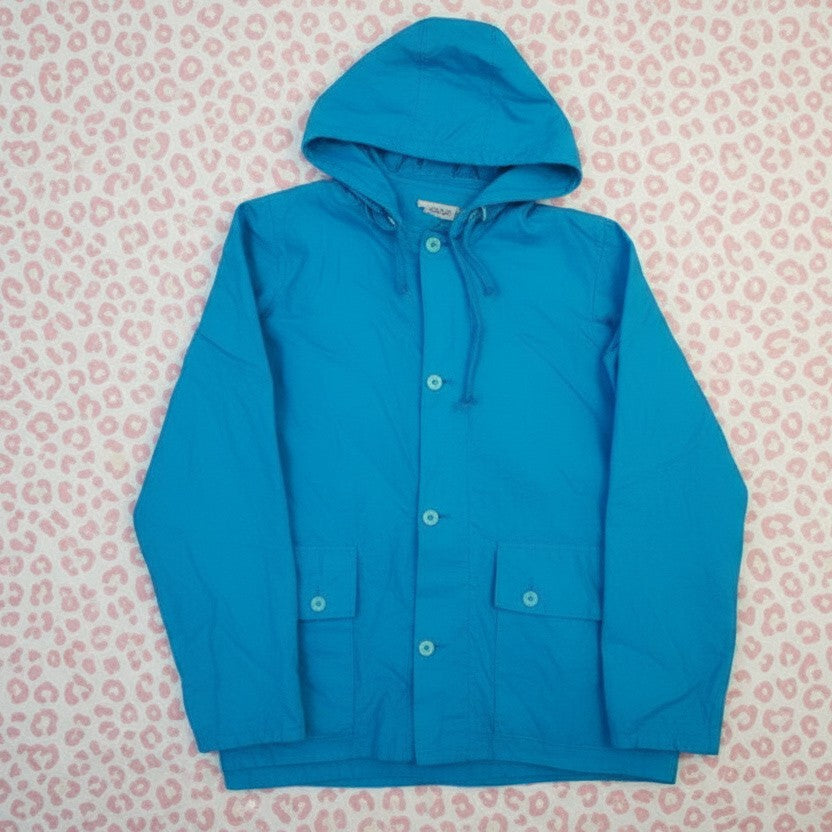 Veste bleue à capuche – BY SARLOTTE
