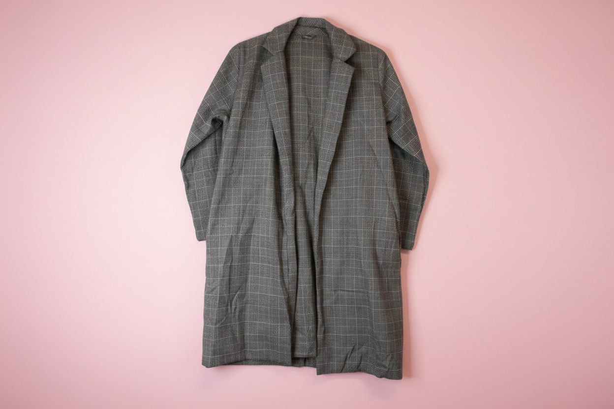 Costume gris élégant – by Zainab