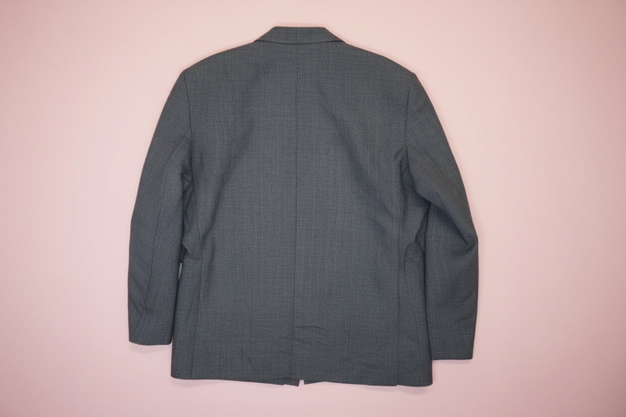 Costume gris foncé classique – by Zainab