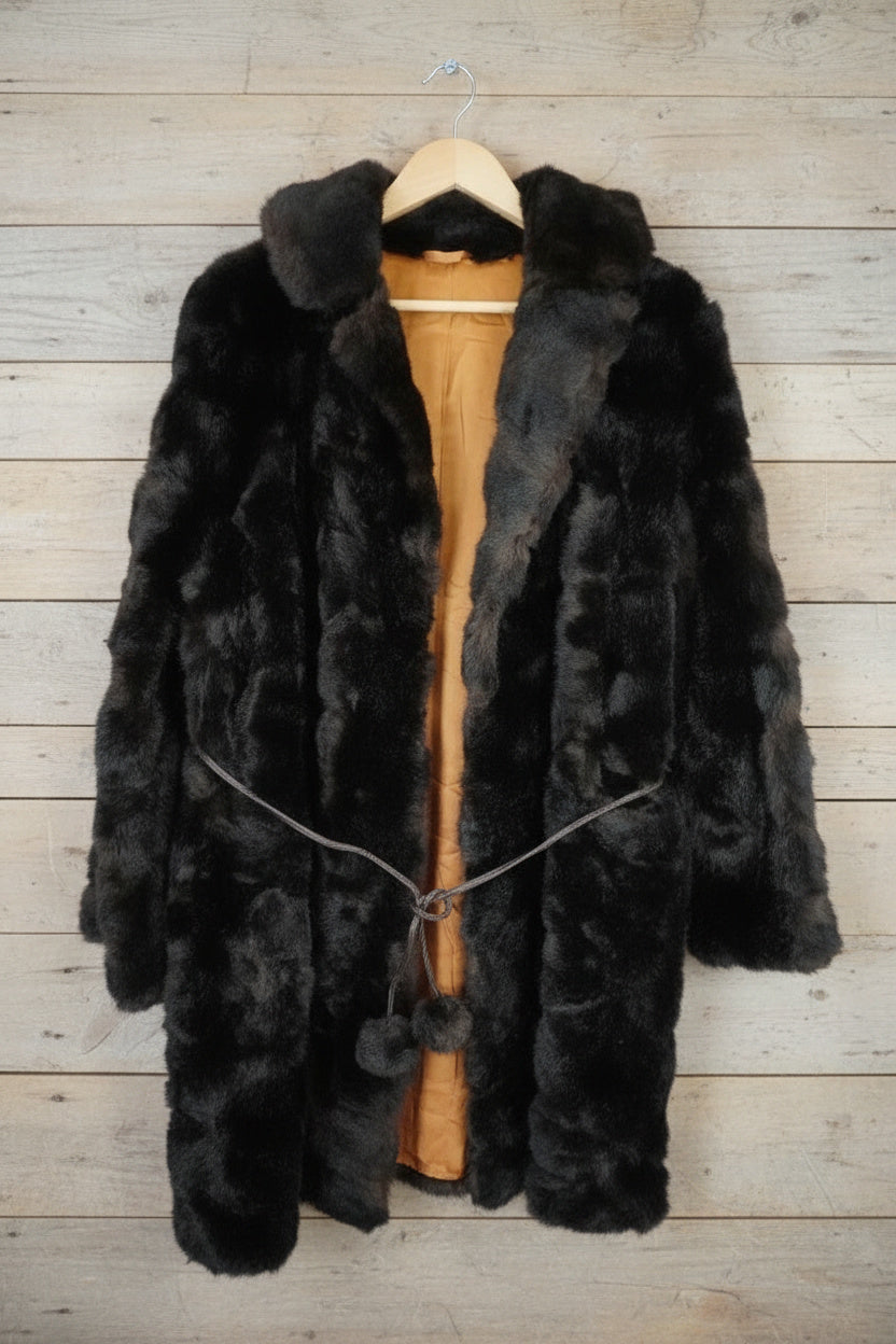 Midnight Luxe Fur Coat – by BEATRICE
