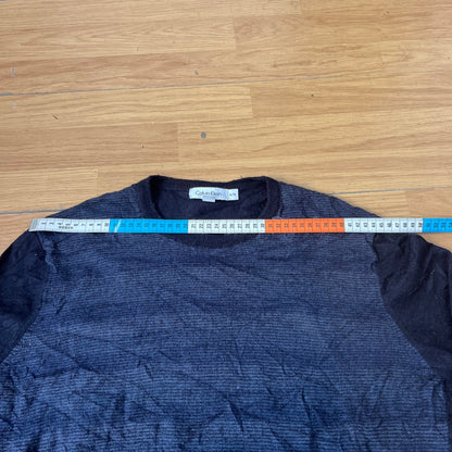 Pull noir avec fines rayures bleu foncé Calvin Klein – Taille XL