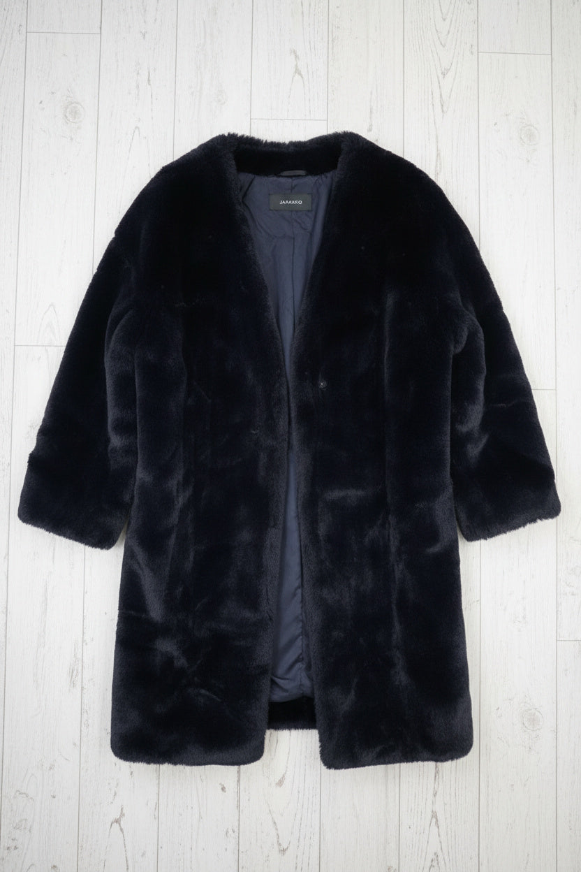 Deep Blue Signature Fur Coat – by BEATRICE