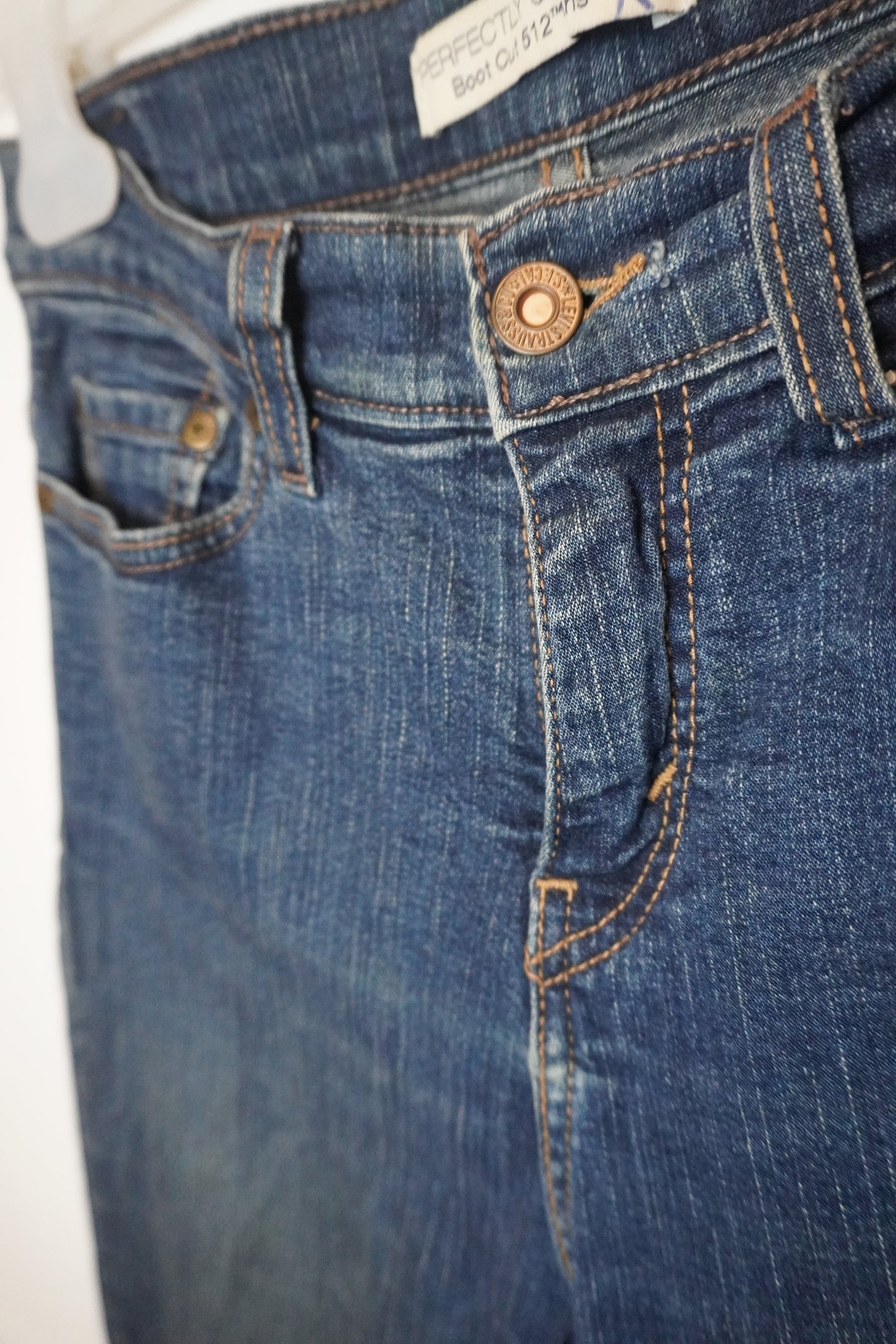 Jeans Boot Cut - Levi's - by SASSCARELLA