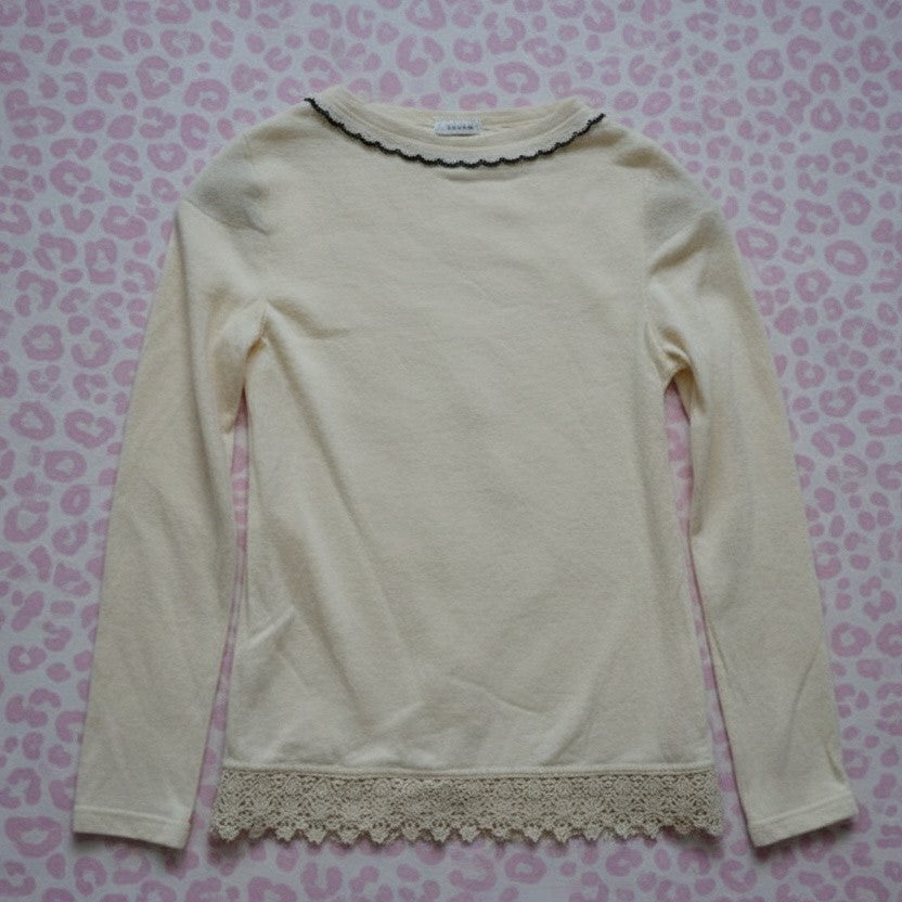 Top blanc brodé – BY SARLOTTE