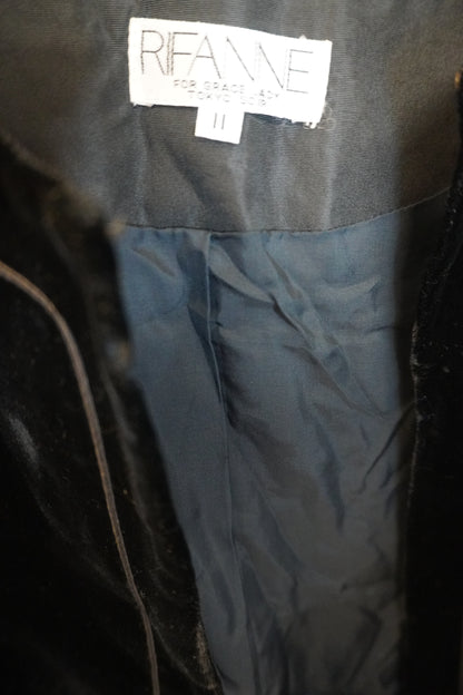 Veste courte noire brodée – BY SARAH LANG