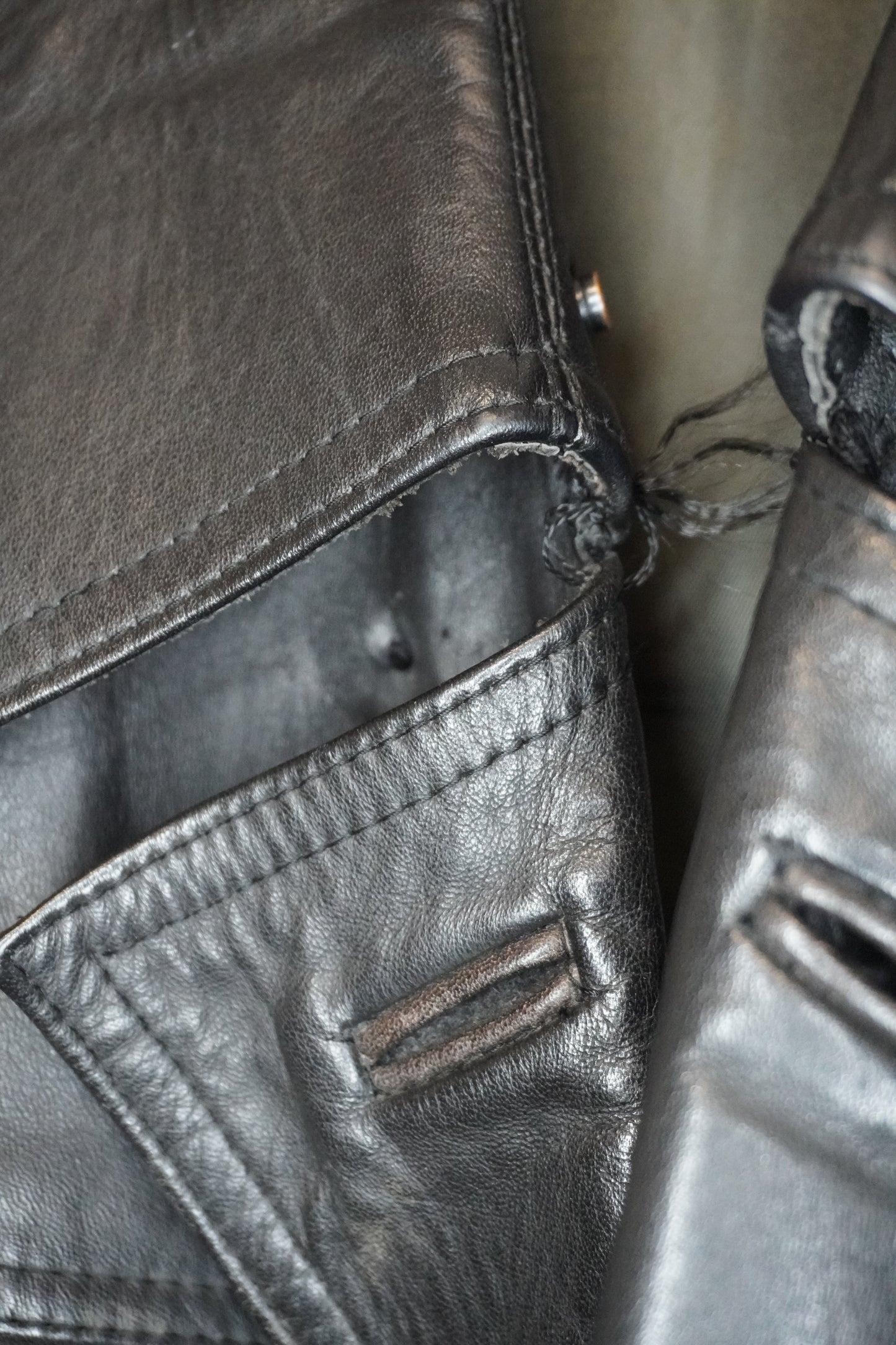 Manteau Long Cuir Véritable - by KER