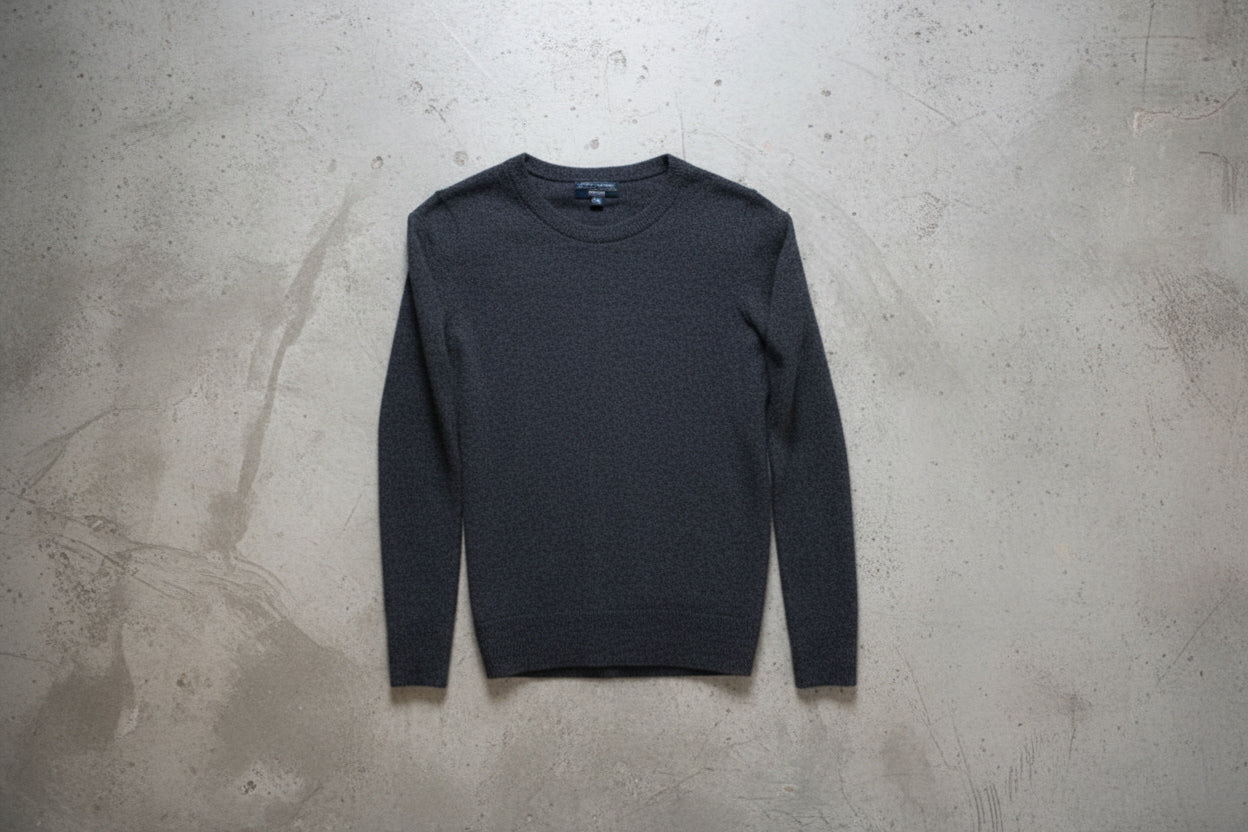 Pull noir en laine – by Zainab