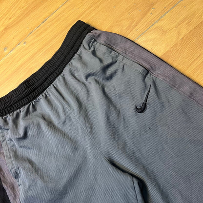 Short de sport gris - Nike Drift - Taille M