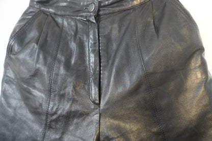 Pantalon droit en cuir noir – BY SARLOTTE