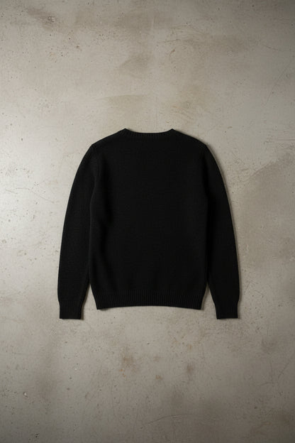 Pull noir en laine – by Zainab