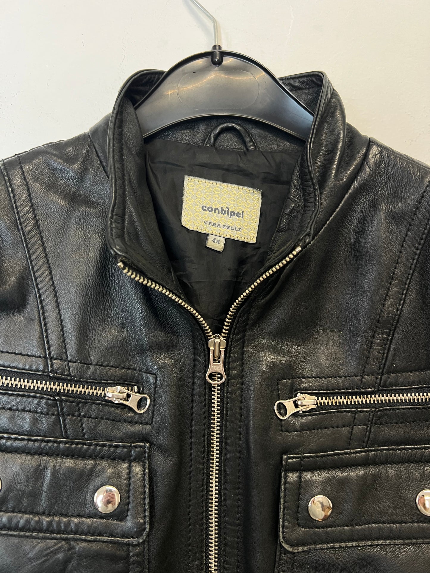 Blouson En Cuir - by BÉATRICE