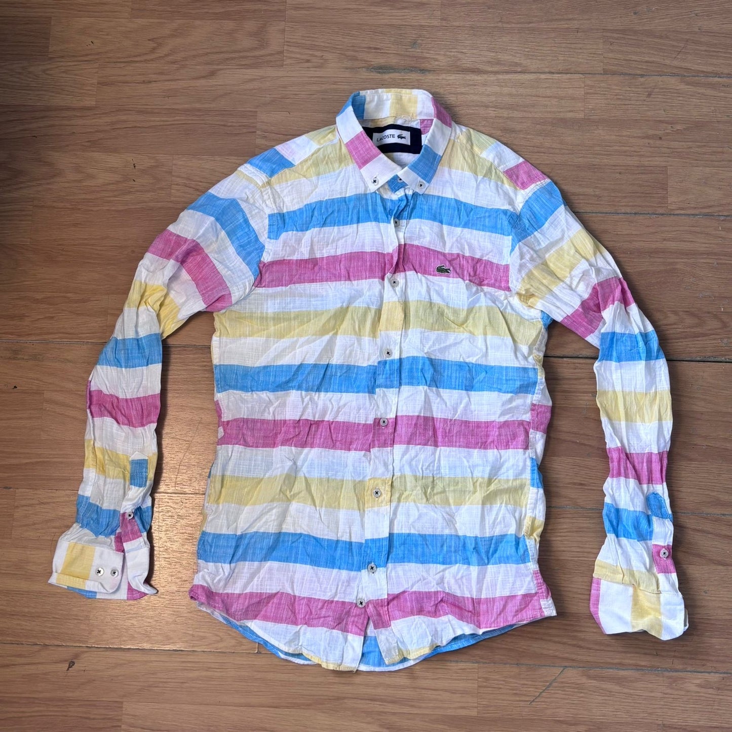 Chemise Lacoste multicolore à bandes – Taille M – Excellent état
