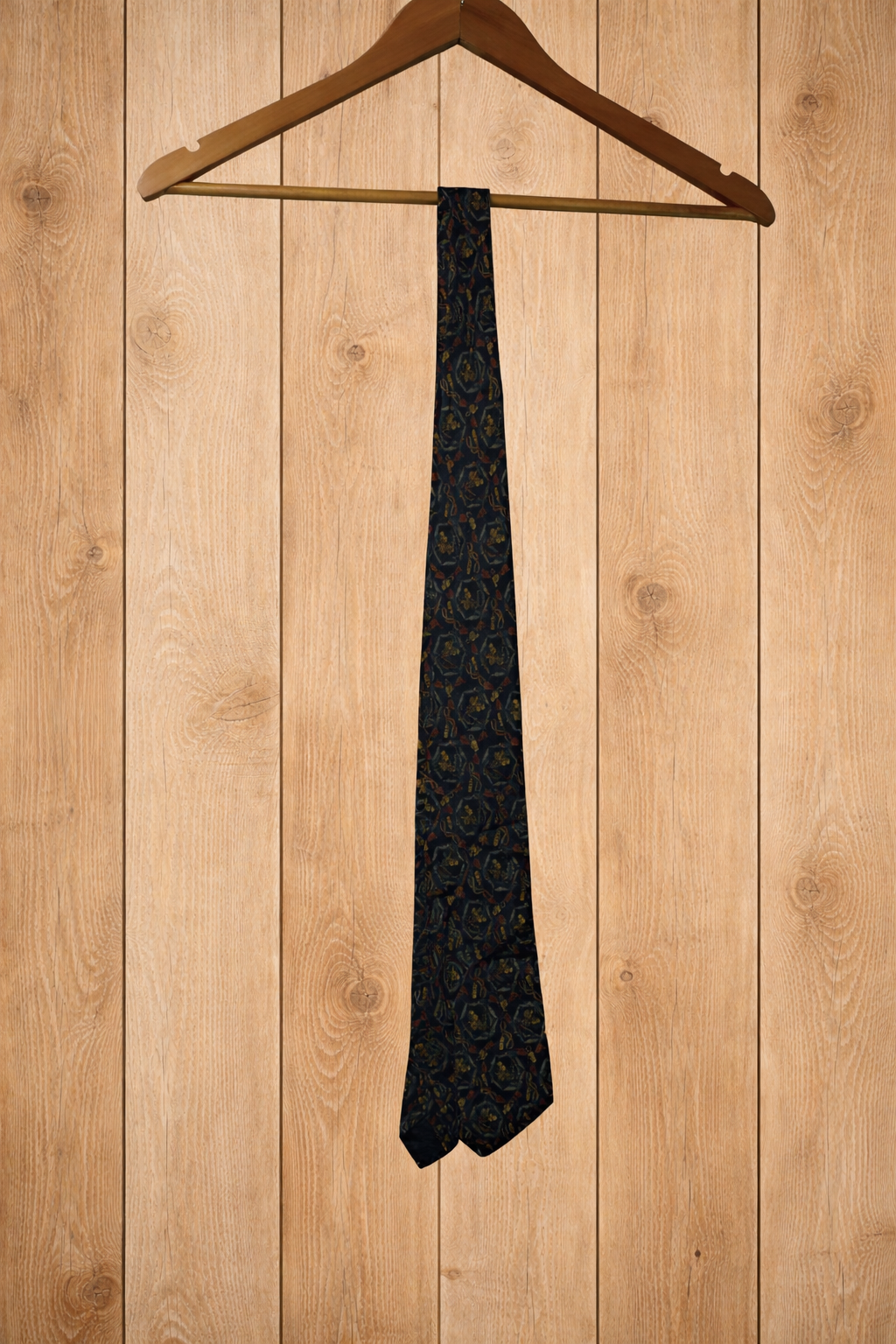 Cravate – By BÉATRICE