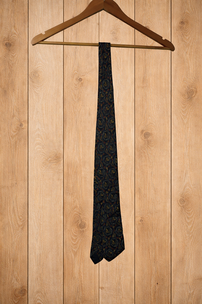 Cravate – By BÉATRICE