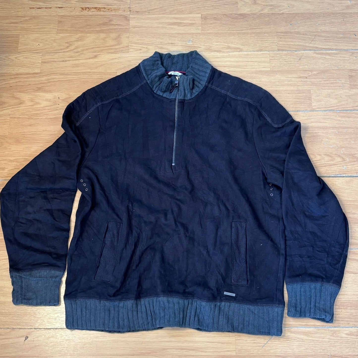 Pull zippé Calvin Klein – Taille XL