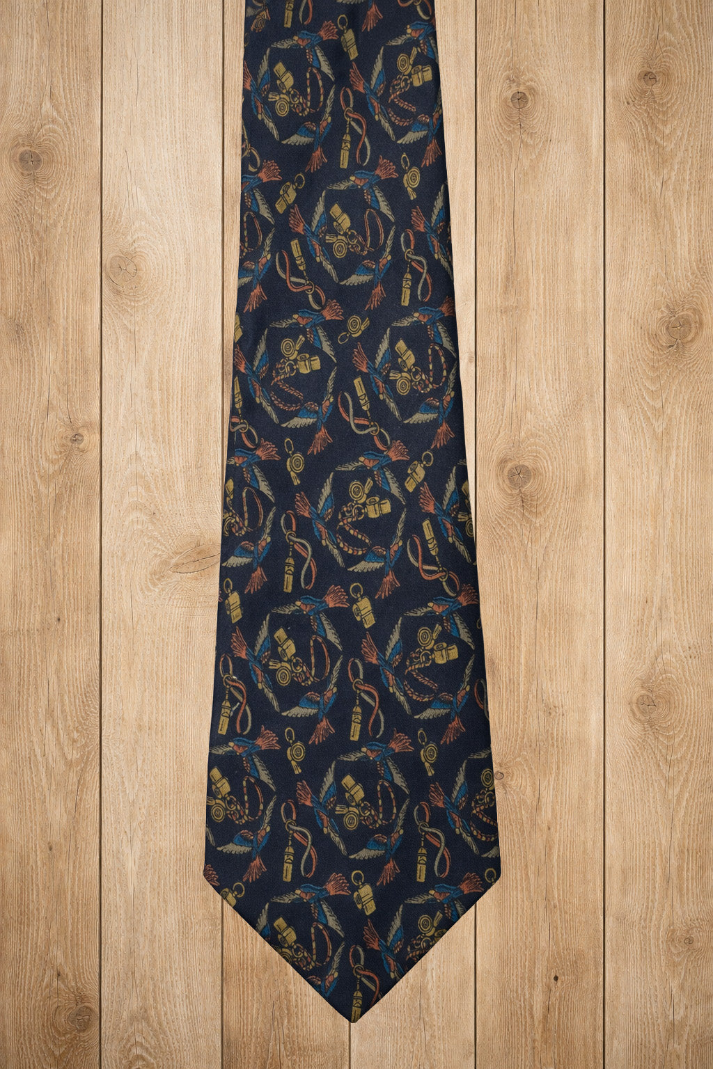 Cravate – By BÉATRICE