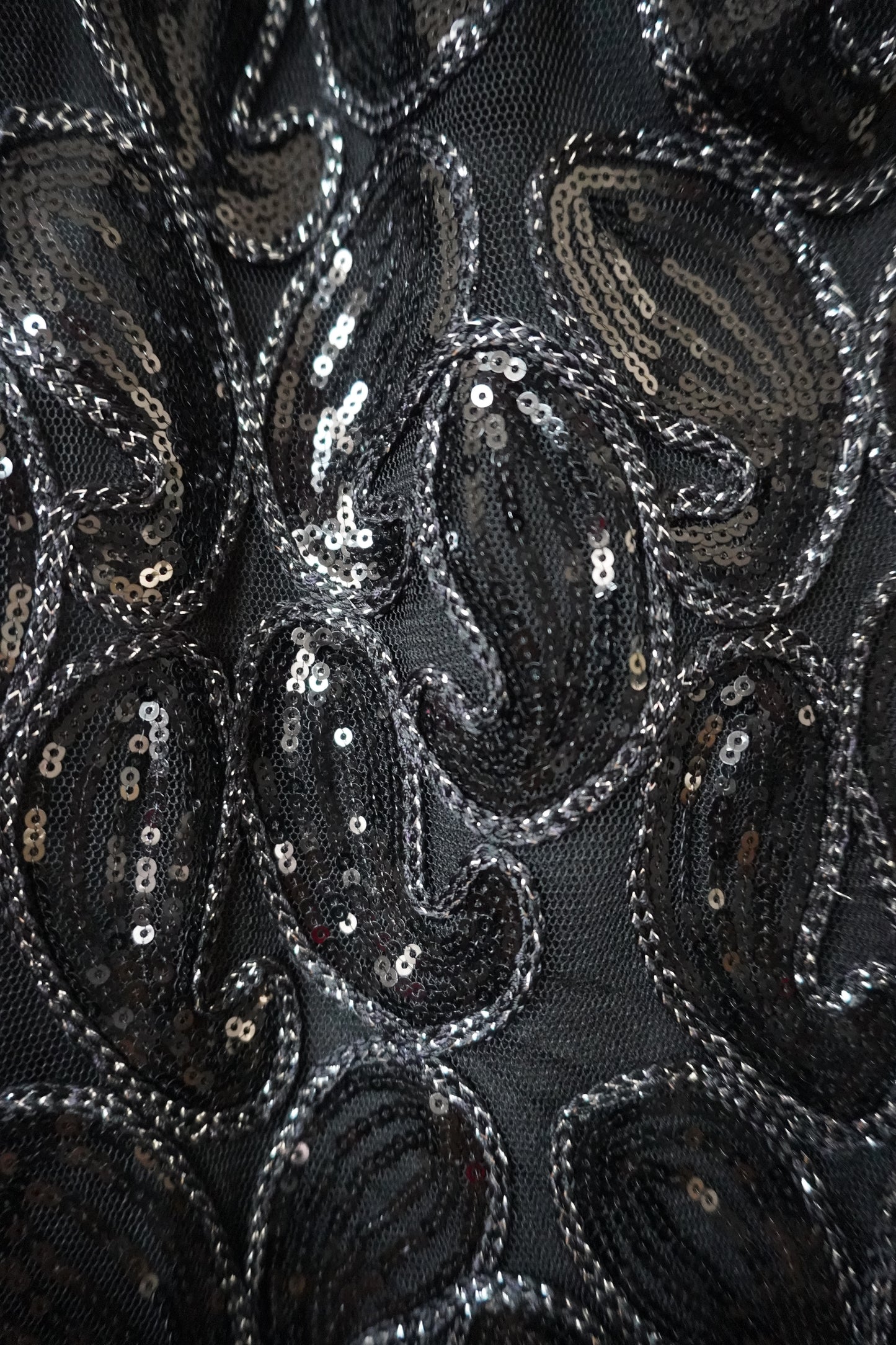 Robe De Soirée À Sequins - by SASSCARELLA