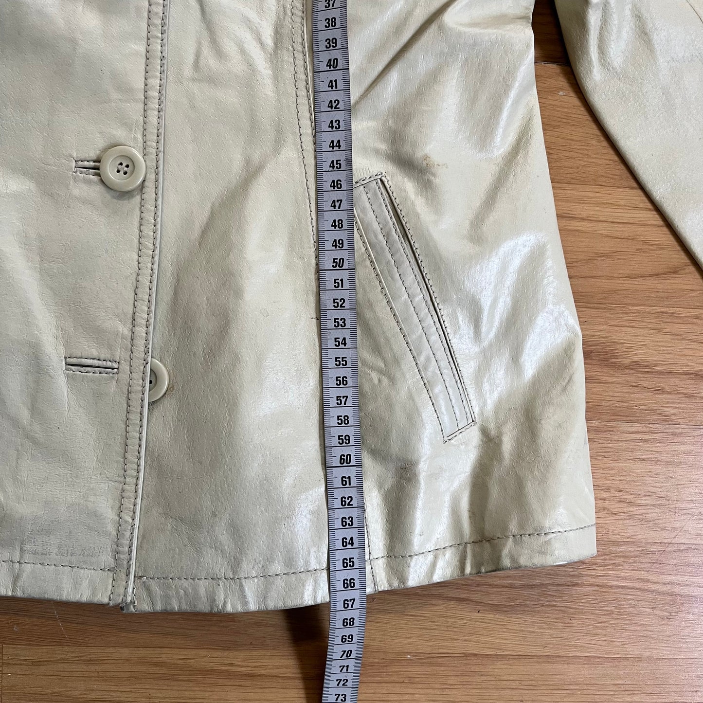 Veste en cuir crème courte – Taille 42