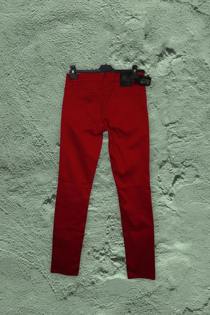 Jean Skinny Rouge Satiné – by YANNIS KINGSTON