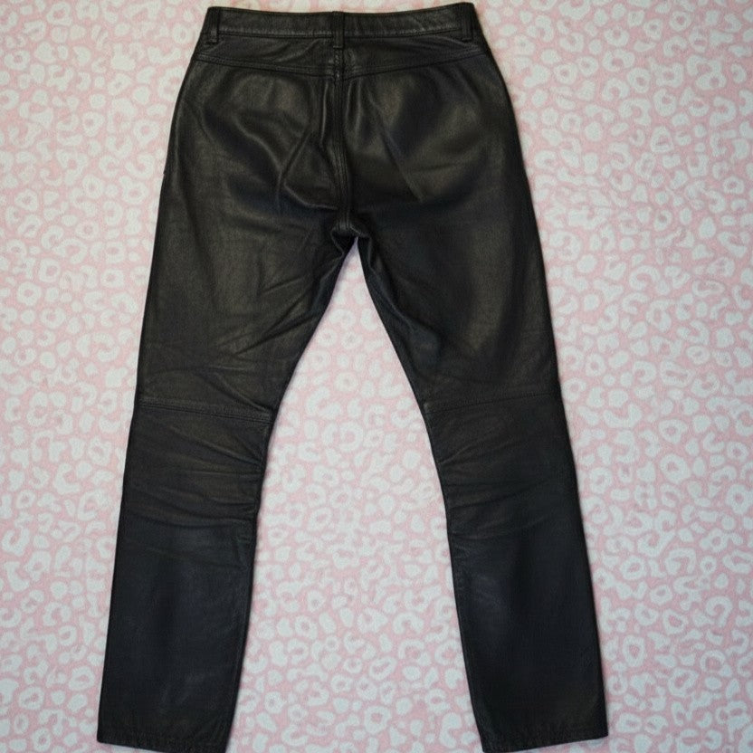 Pantalon droit en cuir noir – BY SARLOTTE