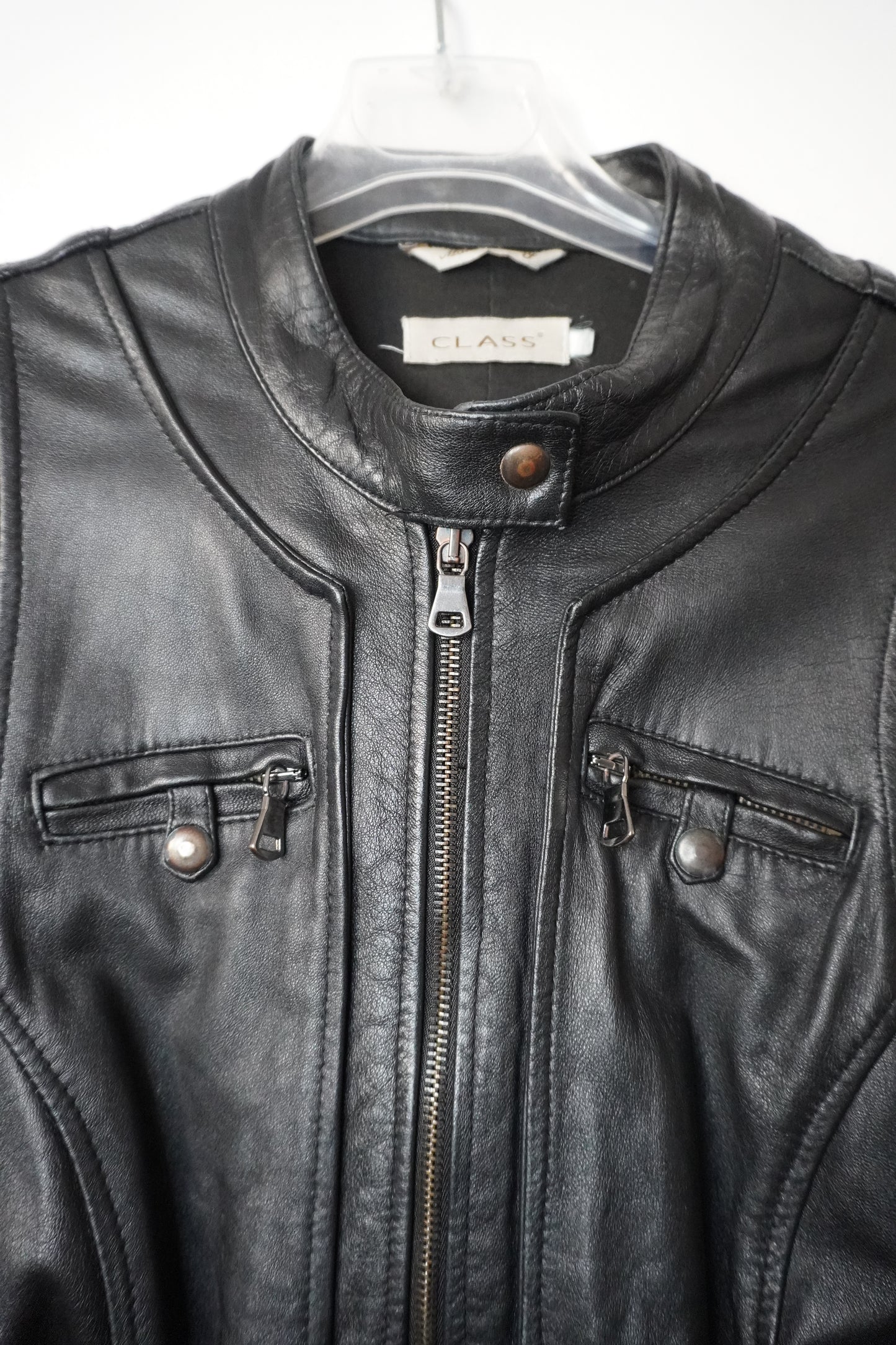 Veste En Cuir - by MIA