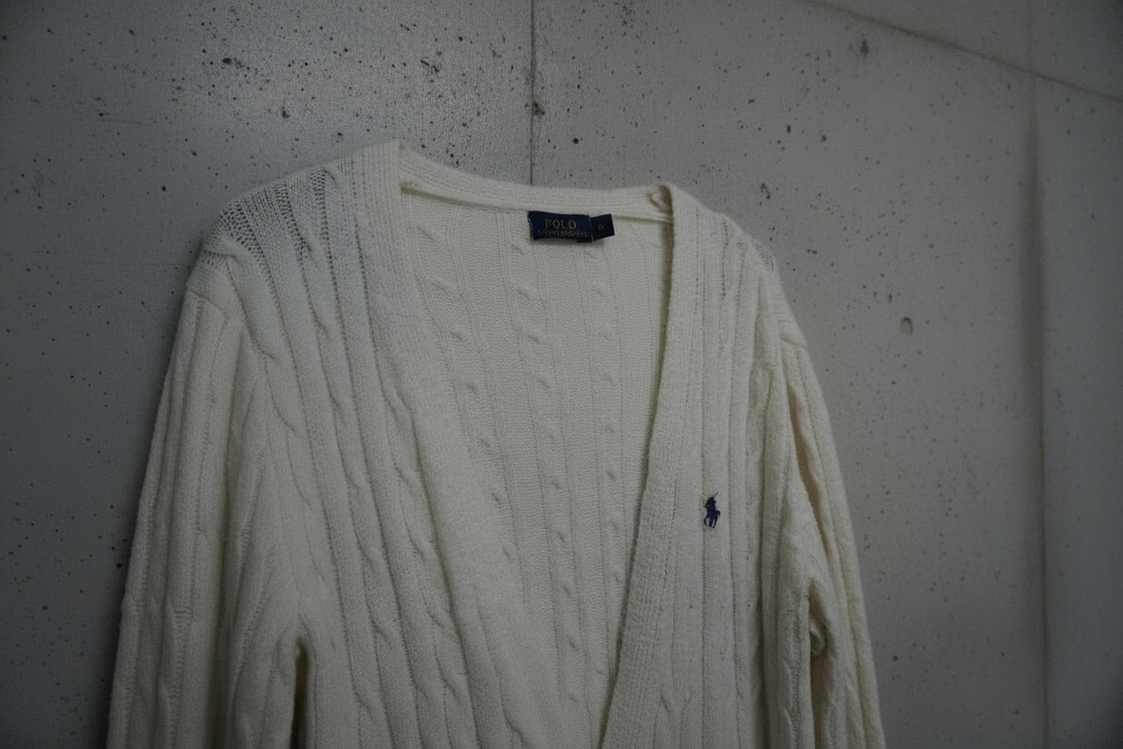 Cardigan robe blanc – by Zainab